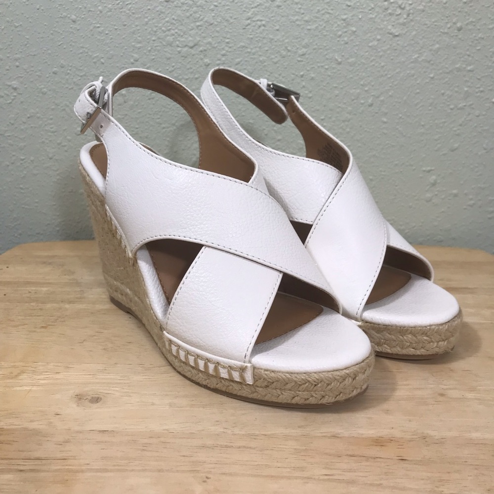 Apt 9 Strap wedges white